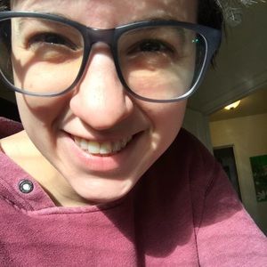 Meet your Posher, Anna